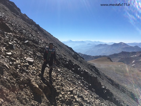 دماوند در افق دامنه های علم کوه