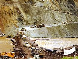 پل بر رودخانه قلعه چولان پای قله گرده رش بعد از عملیات نصر 8