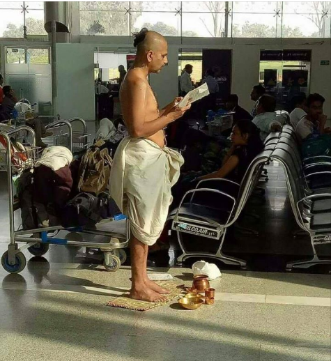 اورمزدا! همین که در آن بالا نشستی، برای ما کافیست