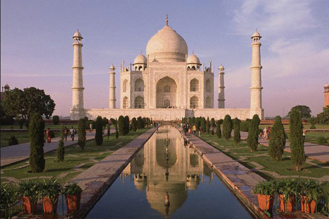 تاج محل فخر ایران در هند