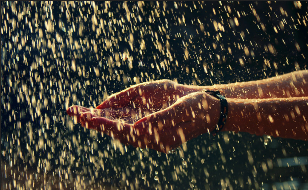 ای اهورا مزدای من بباران که سخت محتاج بارش مهر تو ایم