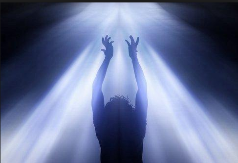 نگران باش، ای تنها قدرتمندِ بی مثال من