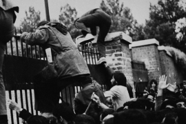 سیزده آبان، روز مناسبی برای داد کشیدن بر سر امریکا نیست