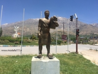 مجسمه ایی در شهر سی سخت استان کهگیلویه و بویر احمد
