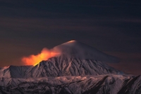 رقص طلوع زمستانی بر قله‌ی دماوند