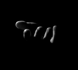 ما را به امید صبح، به درازا کشید تا به سحر